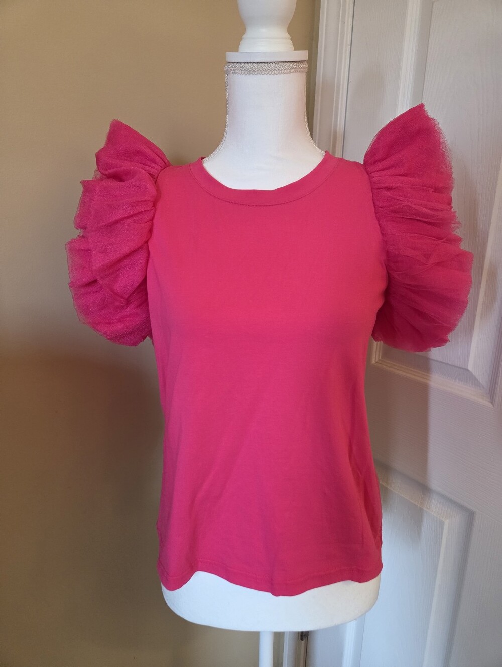 Queen of Sparkles Tulle Sleeve Ruffle Top in hot pink